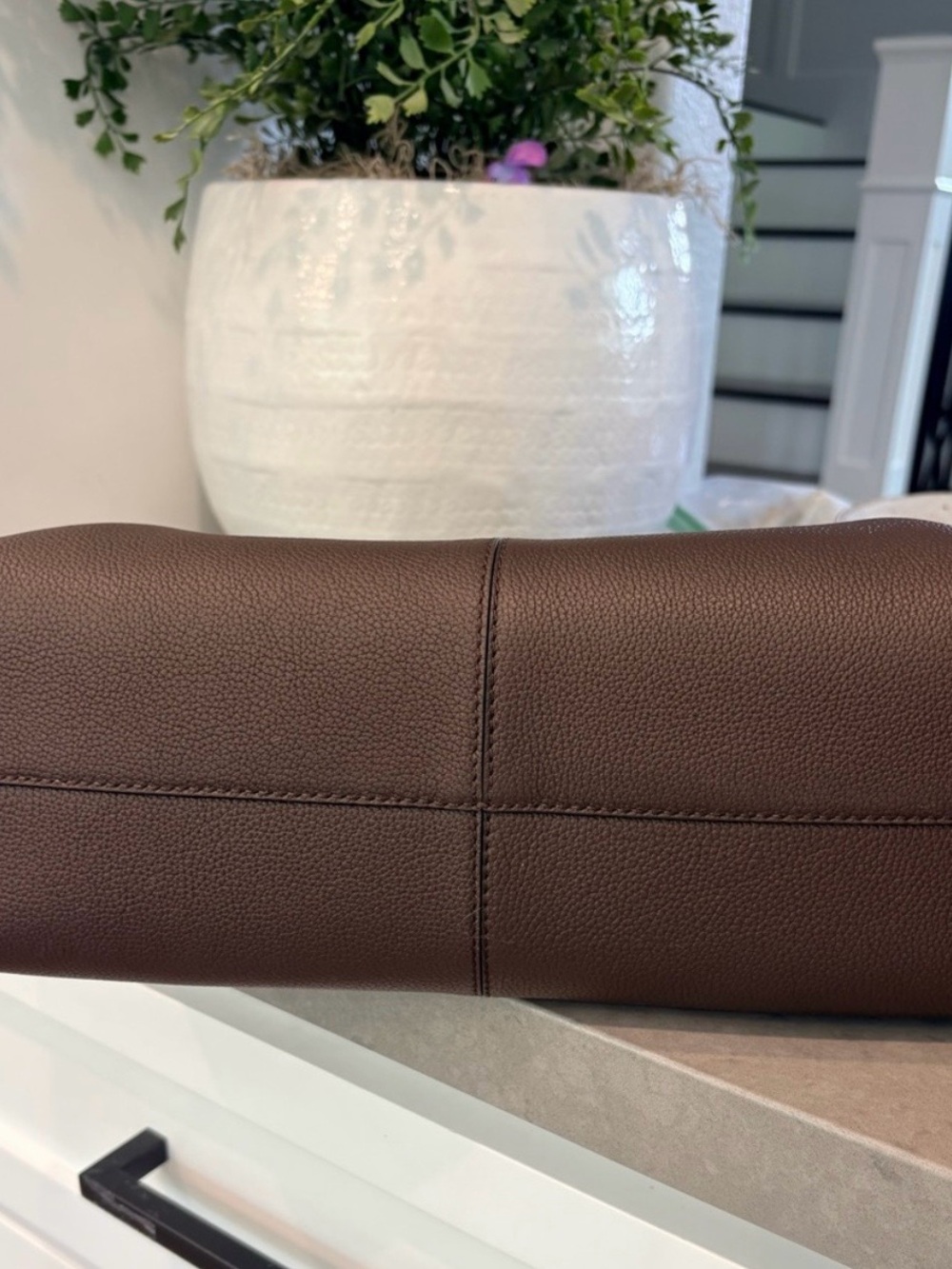 Authentic Polene Neuf East West Shoulder Bag in Ebony - Picture 4 of 8